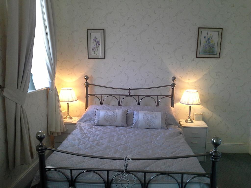 Green Bank Guest House بارو في فرنيس الغرفة الصورة